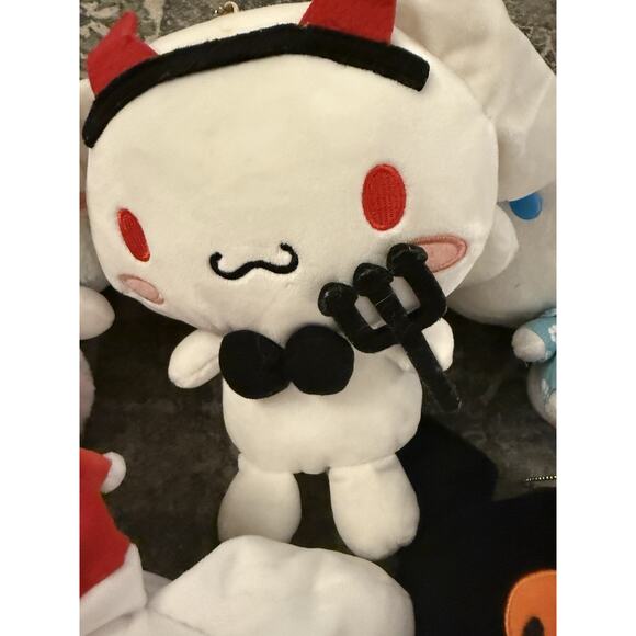 Sanrio Cinnamoroll Kuromi Rillakuma Lot of 6 mini plushies Collectors Lot - Picture 3 of 15